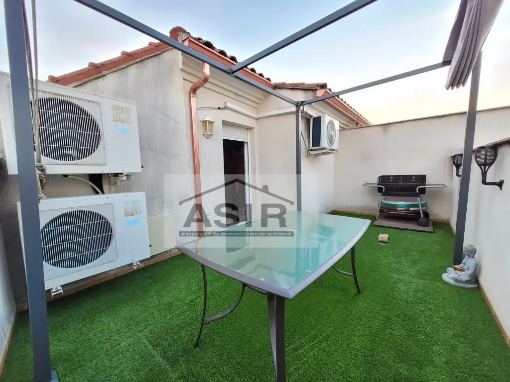 Casa o chalet en venta en Alquenència - Venècia