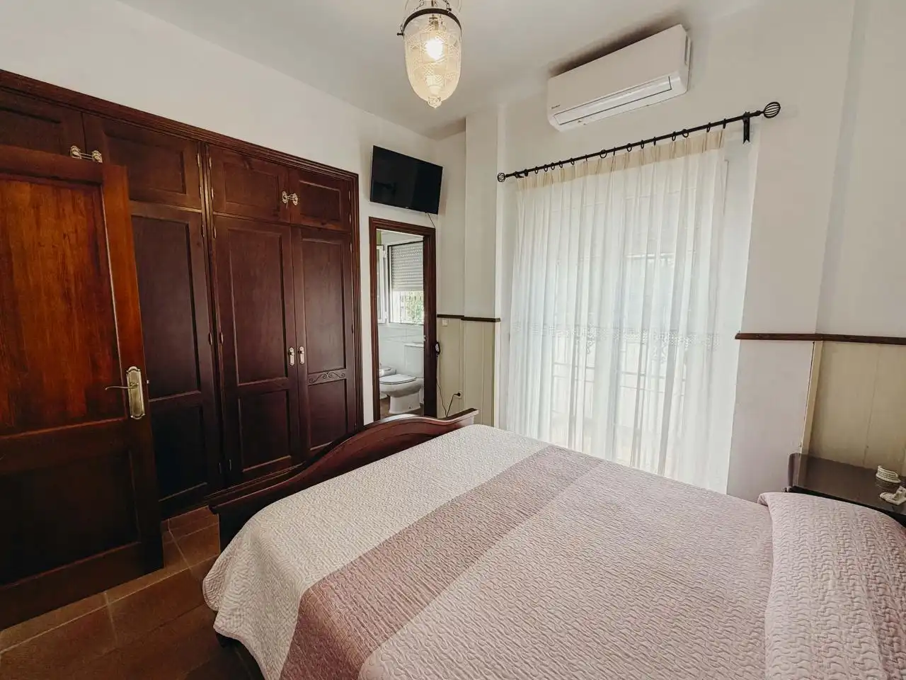 Habitación de Casa o chalet en venta en Arcos de la Frontera con Aire acondicionado, Jardín privado y Terraza