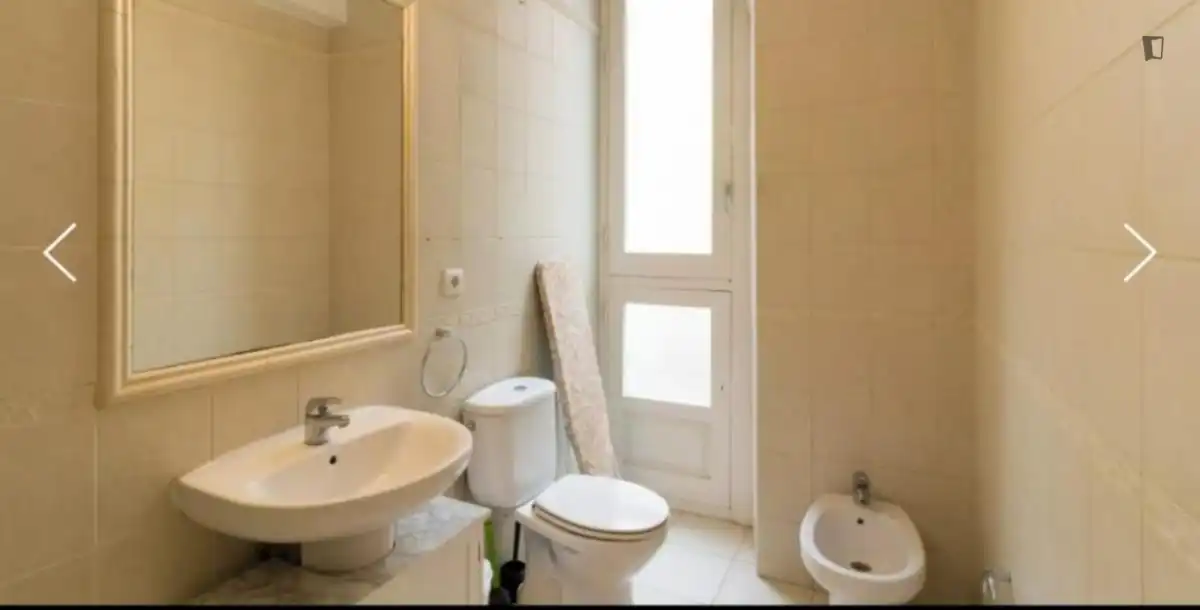 Appartement compact avec ascenseur à louer à Ciutat Vella, imagen 5