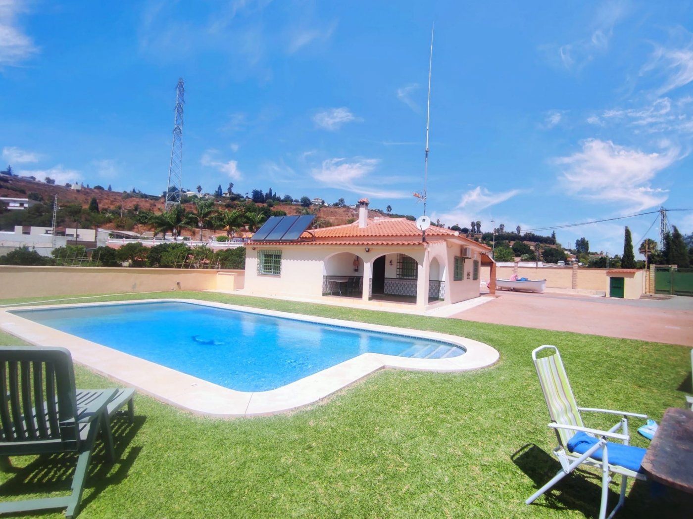 Exterior view of Country house for sale in Alhaurín de la Torre  with Air Conditioner, Heating and Terrace