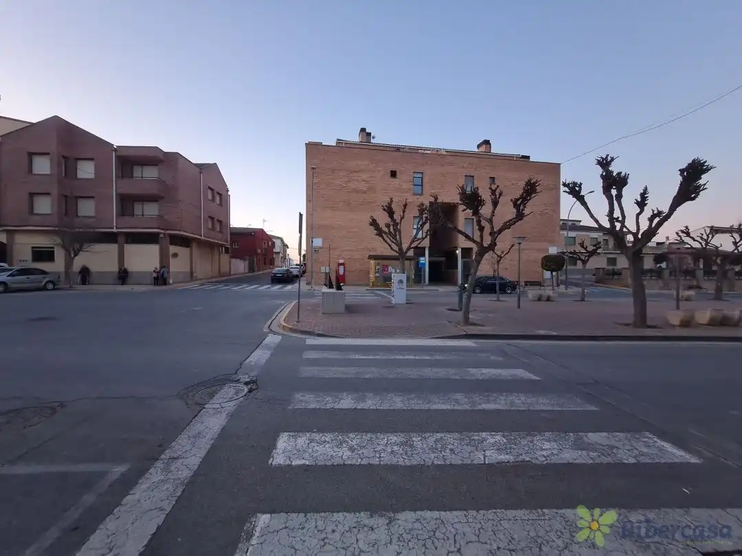 Vista exterior de Dúplex en venda en Ribaforada amb Calefacció i Traster
