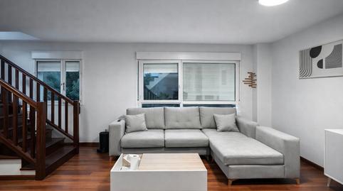 Foto 2 de Dúplex de alquiler en Barrio Parayo, Vioño, Piélagos