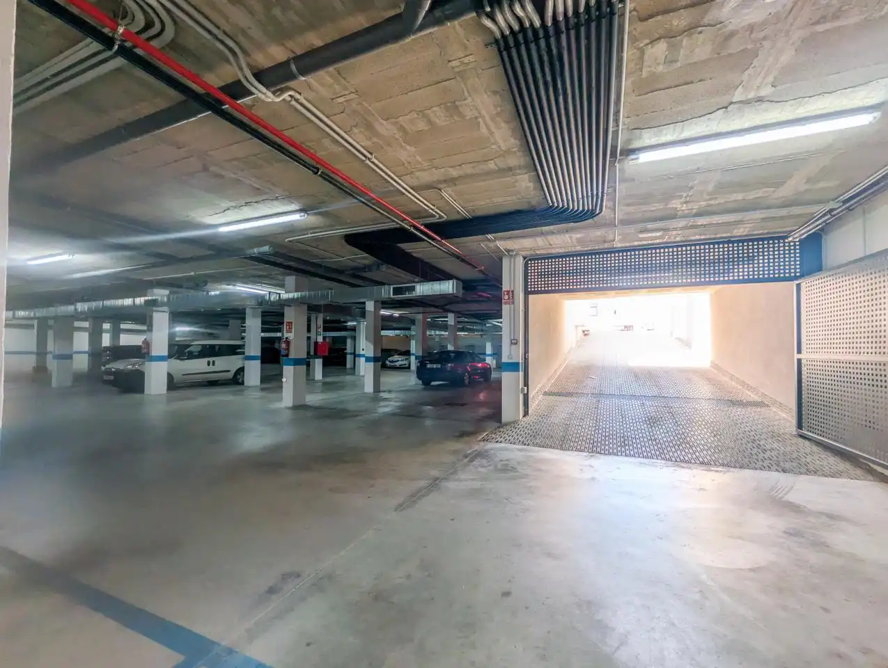 Parking de Casa adosada en venta en Santa Pola con Aire acondicionado, Calefacción y Parquet