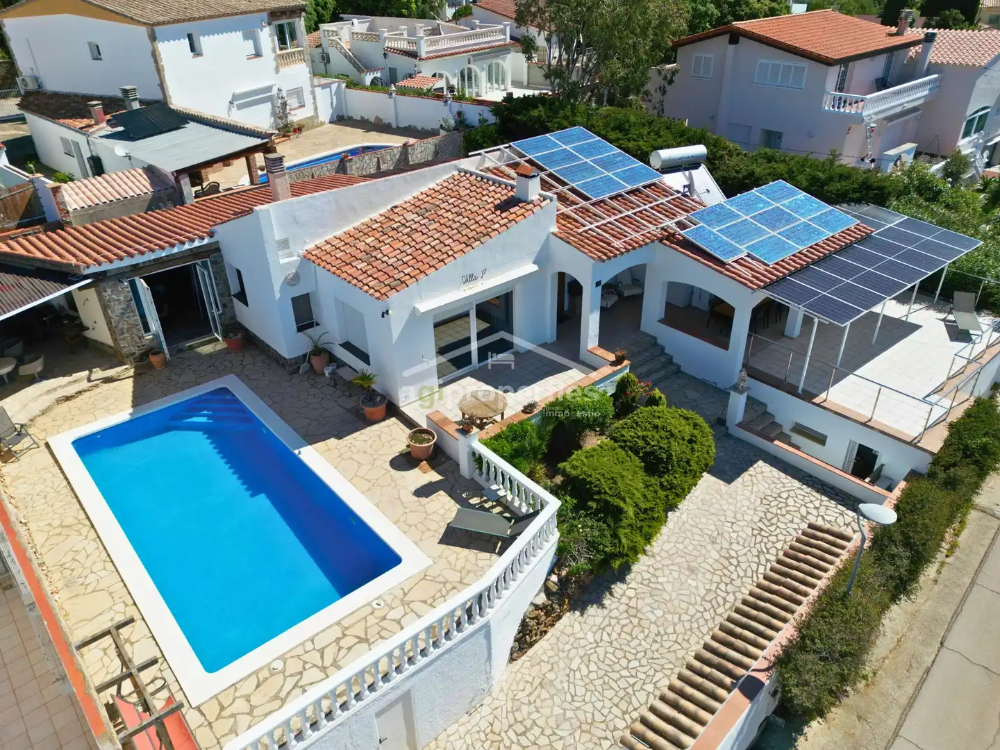 Vista exterior de Casa o chalet en venta en Roses con Aire acondicionado, Calefacción y Piscina