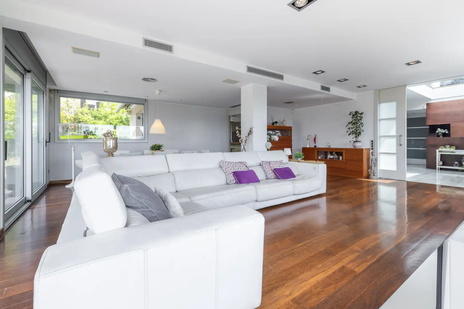 Living room of Houses for sale in Cerdanyola del Vallès  with Furnished