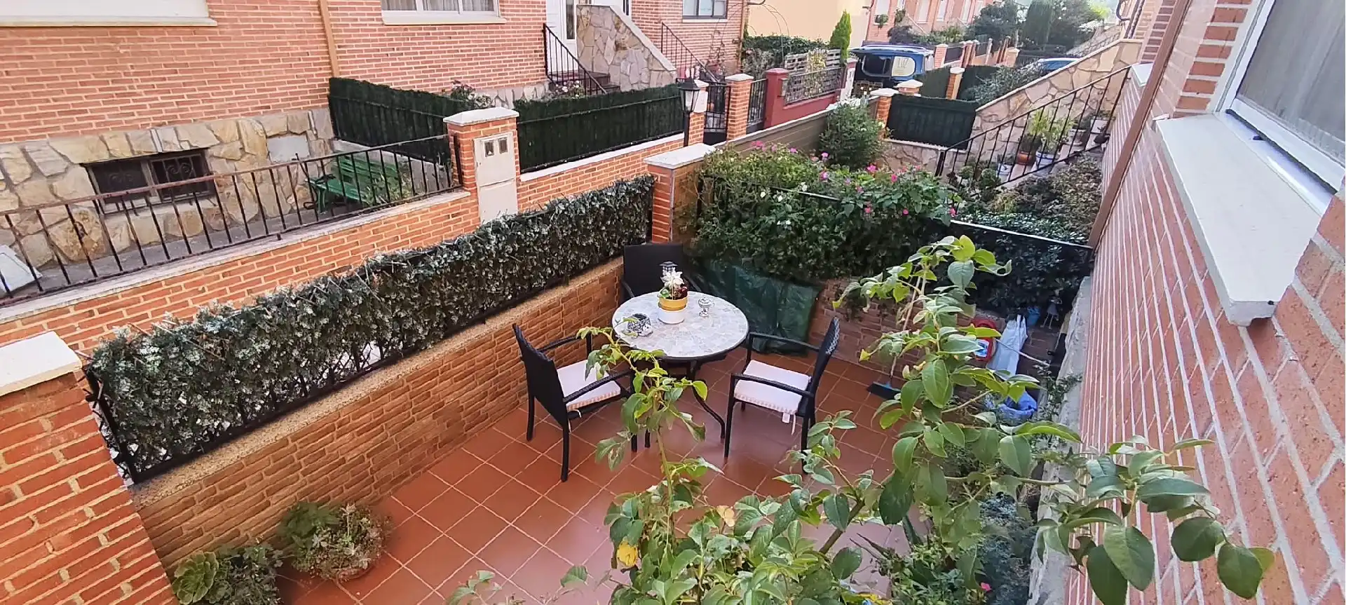 Chalet con jardín en venta en La Bañeza, imagen 4