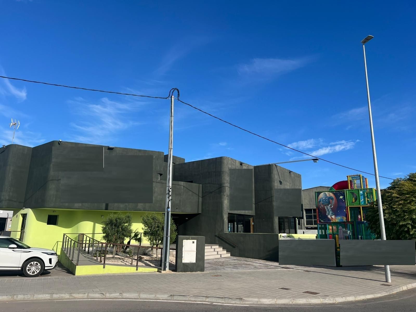 Vista exterior de Edifici en venda en Alicante / Alacant