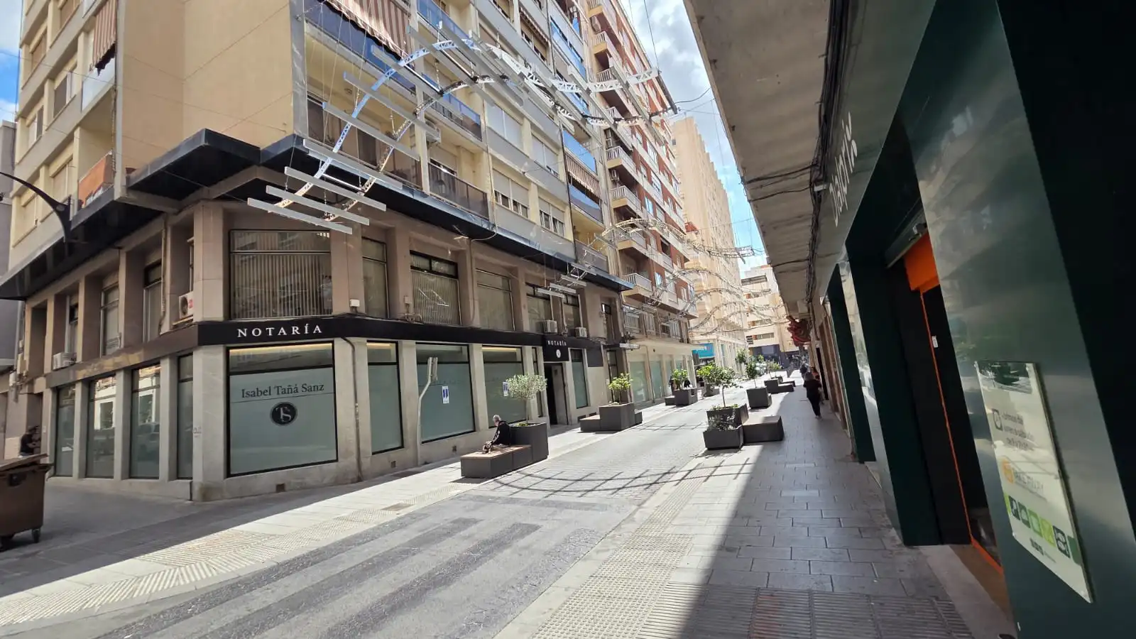 Vista exterior de Pis en venda en Elda amb Aire condicionat i Balcó