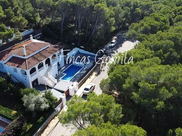 Casa amb piscina en venda a Vascos