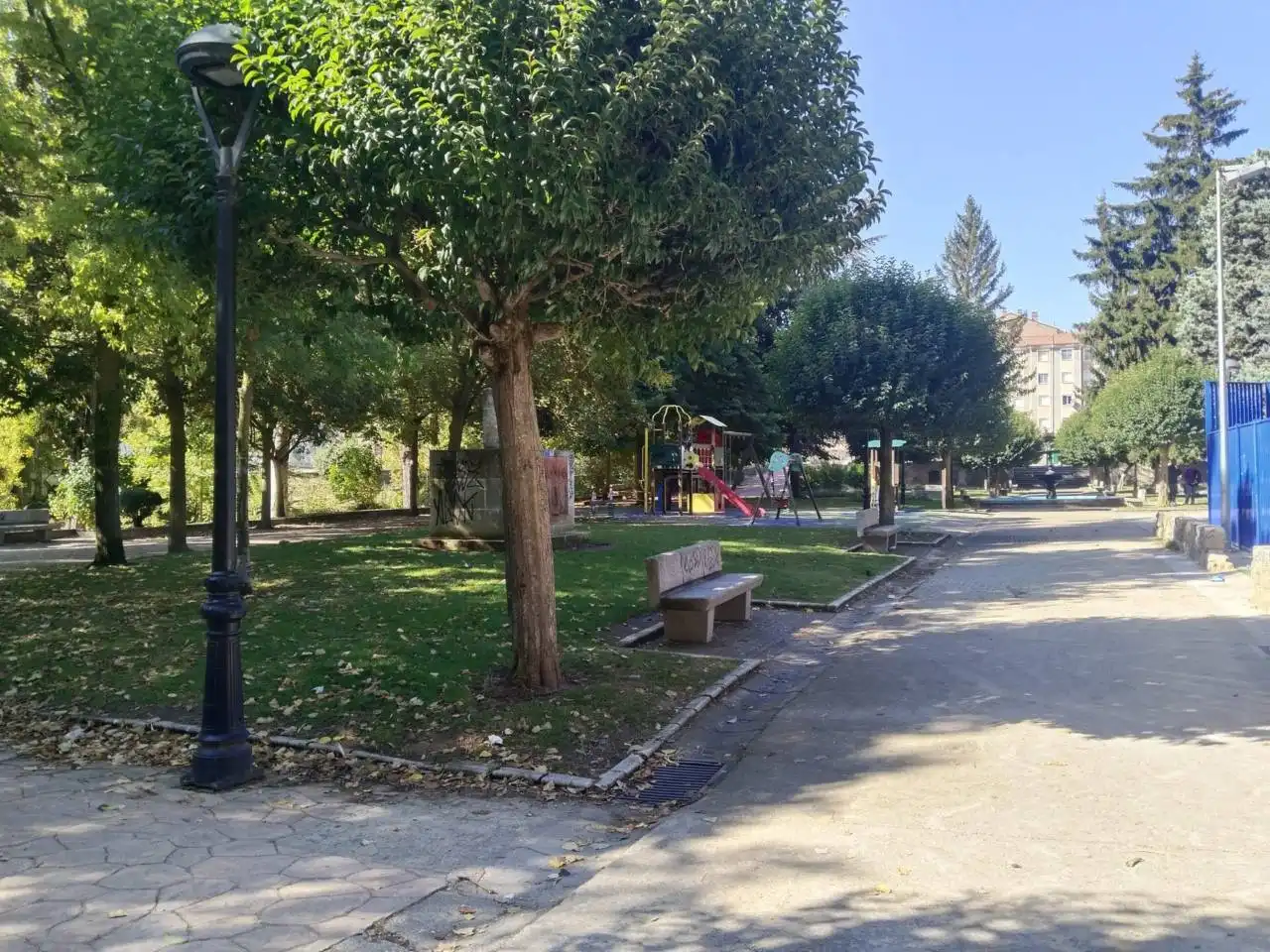 Vista exterior de Piso en venta en Briviesca con Calefacción, Parquet y Terraza