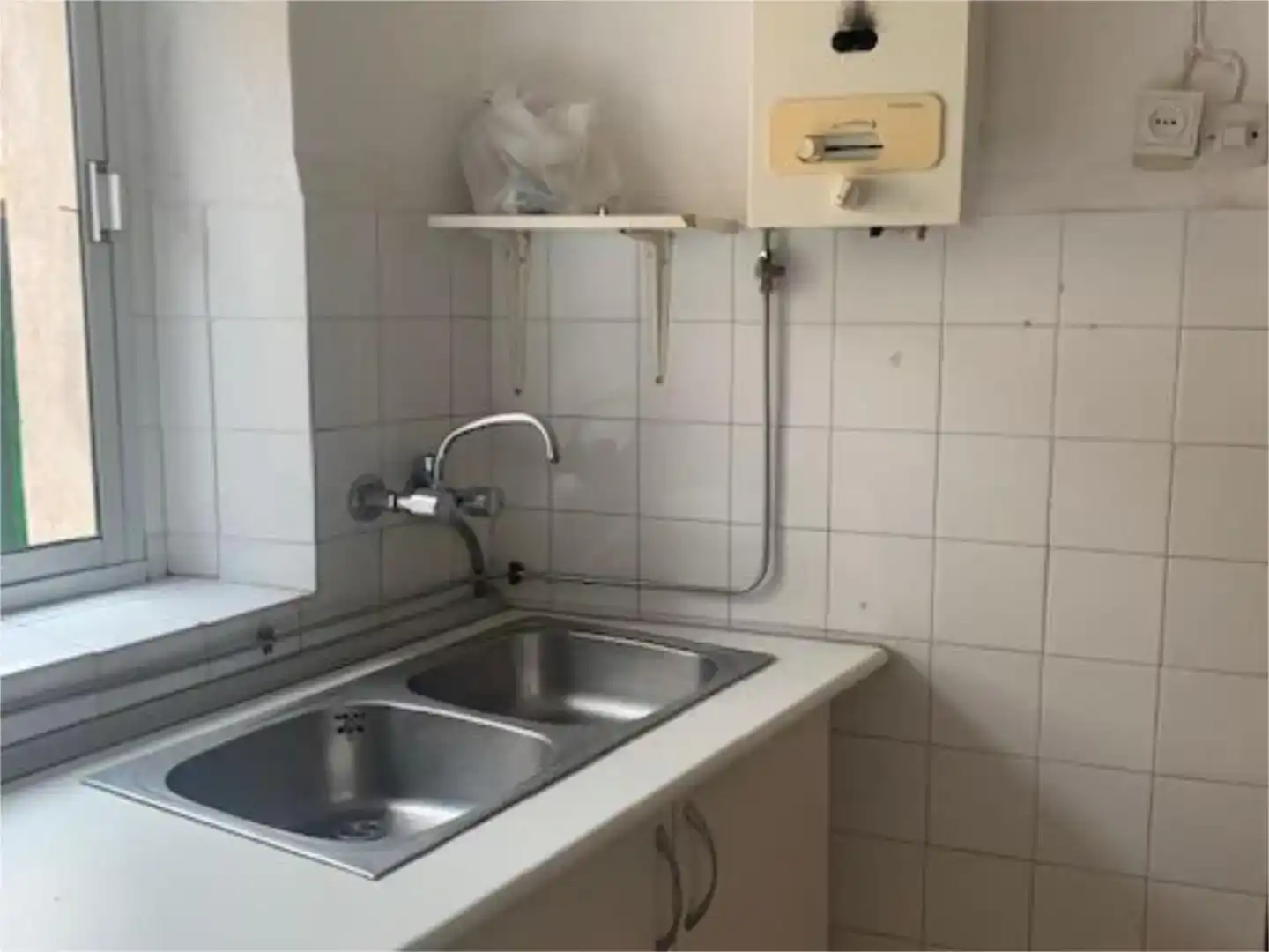 Cuina de Pis en venda en Malpartida de Cáceres amb Balcó