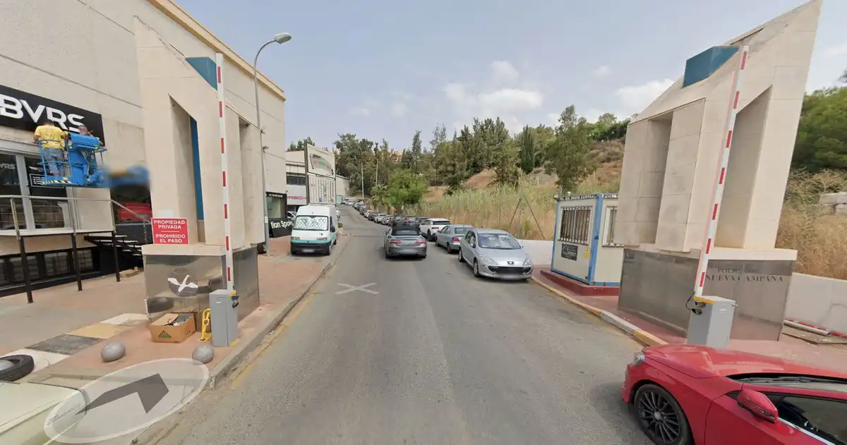 Local comercial en venda a Nueva Andalucía, imagen 2