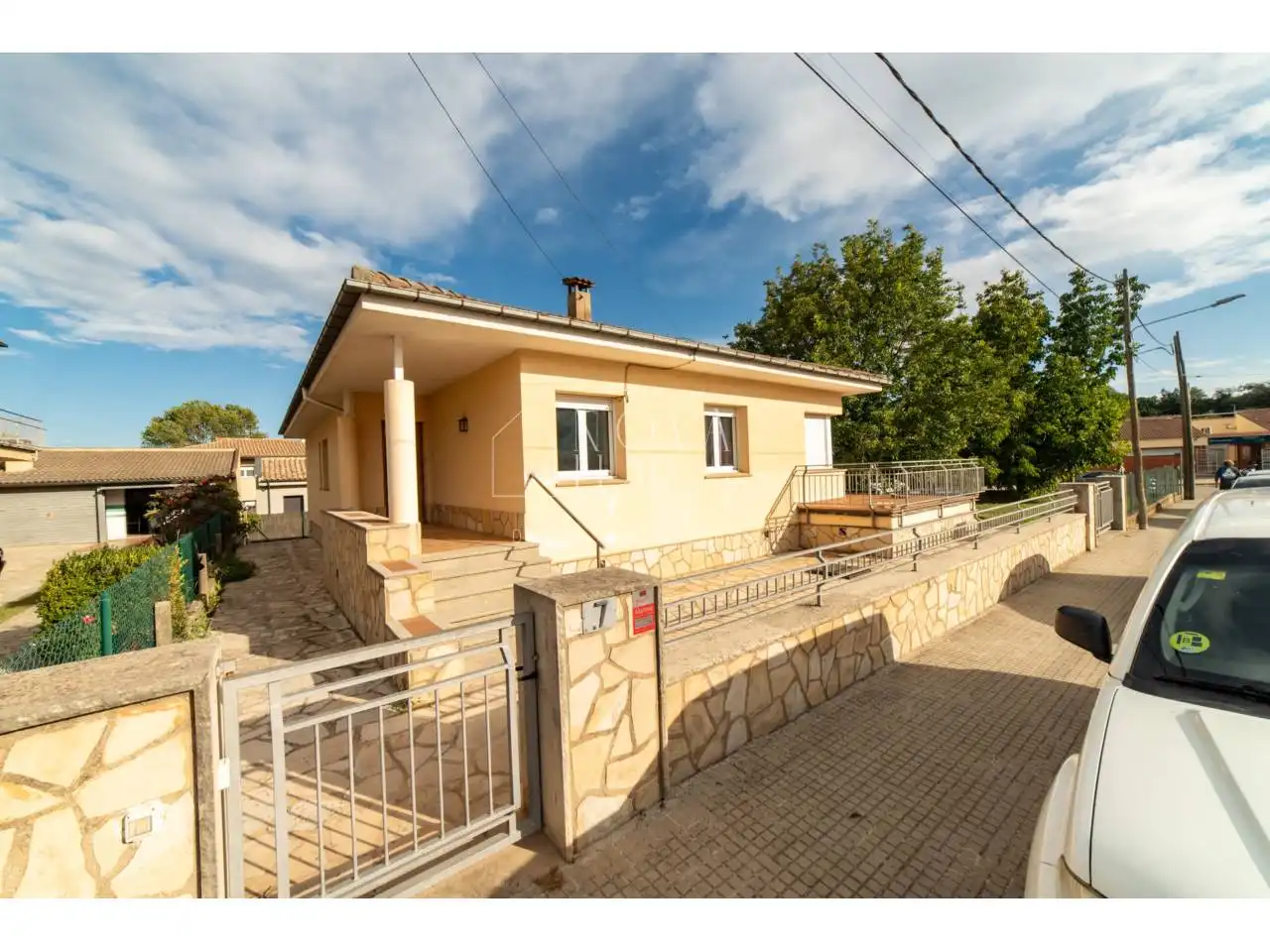 Detached house with garden for sale in Tona, imagen 3