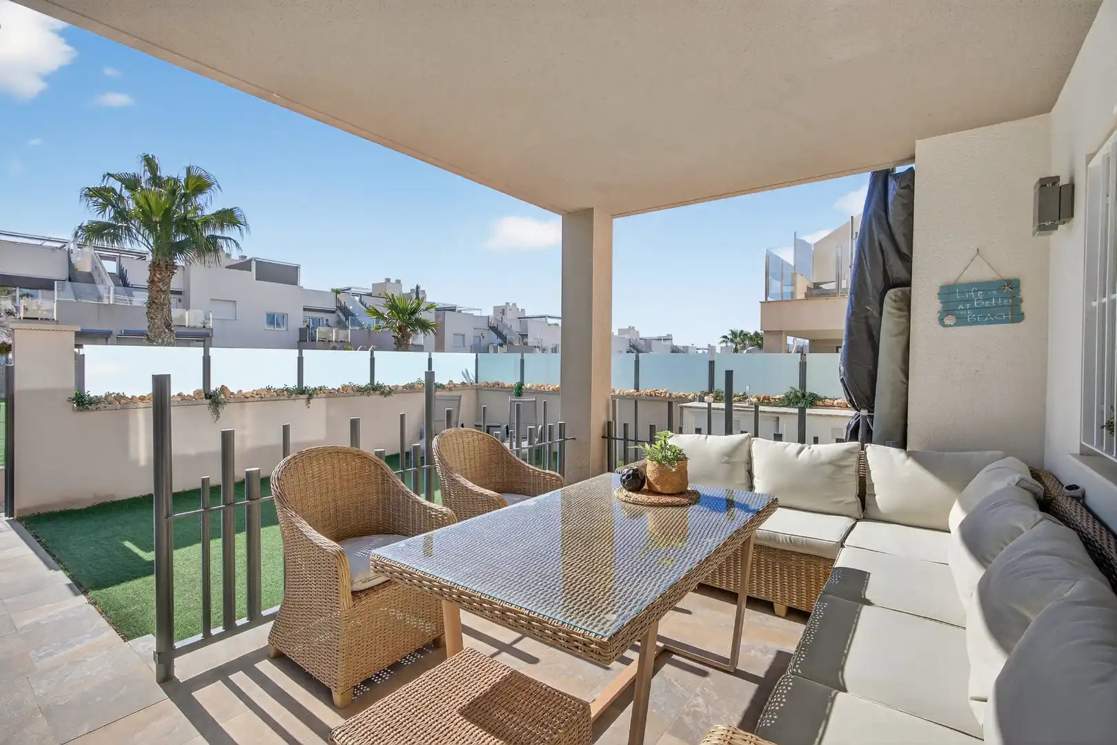 Terrace of Ground floor for sale in Torrevieja  with Air Conditioner, Private garden and Terrace