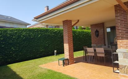 Jardí de Casa o xalet en venda en Castro-Urdiales amb Terrassa