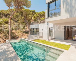 Vista exterior de Casa o xalet en venda en  Barcelona Capital amb Aire condicionat, Jardí privat i Terrassa