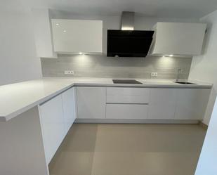 Kitchen of Single-family semi-detached to rent in Benahavís  with Terrace, Swimming Pool and Furnished