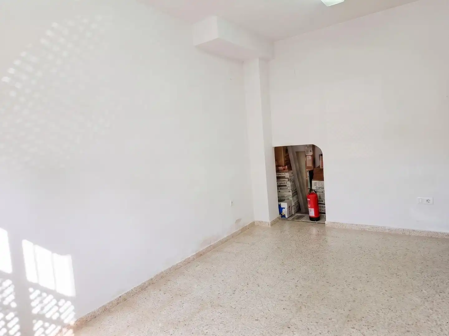 Casa adosada en venda en Umbrete amb Aire condicionat, Calefacció i Jardí privat