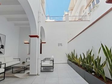 Ground floor for sale in Centre Vila