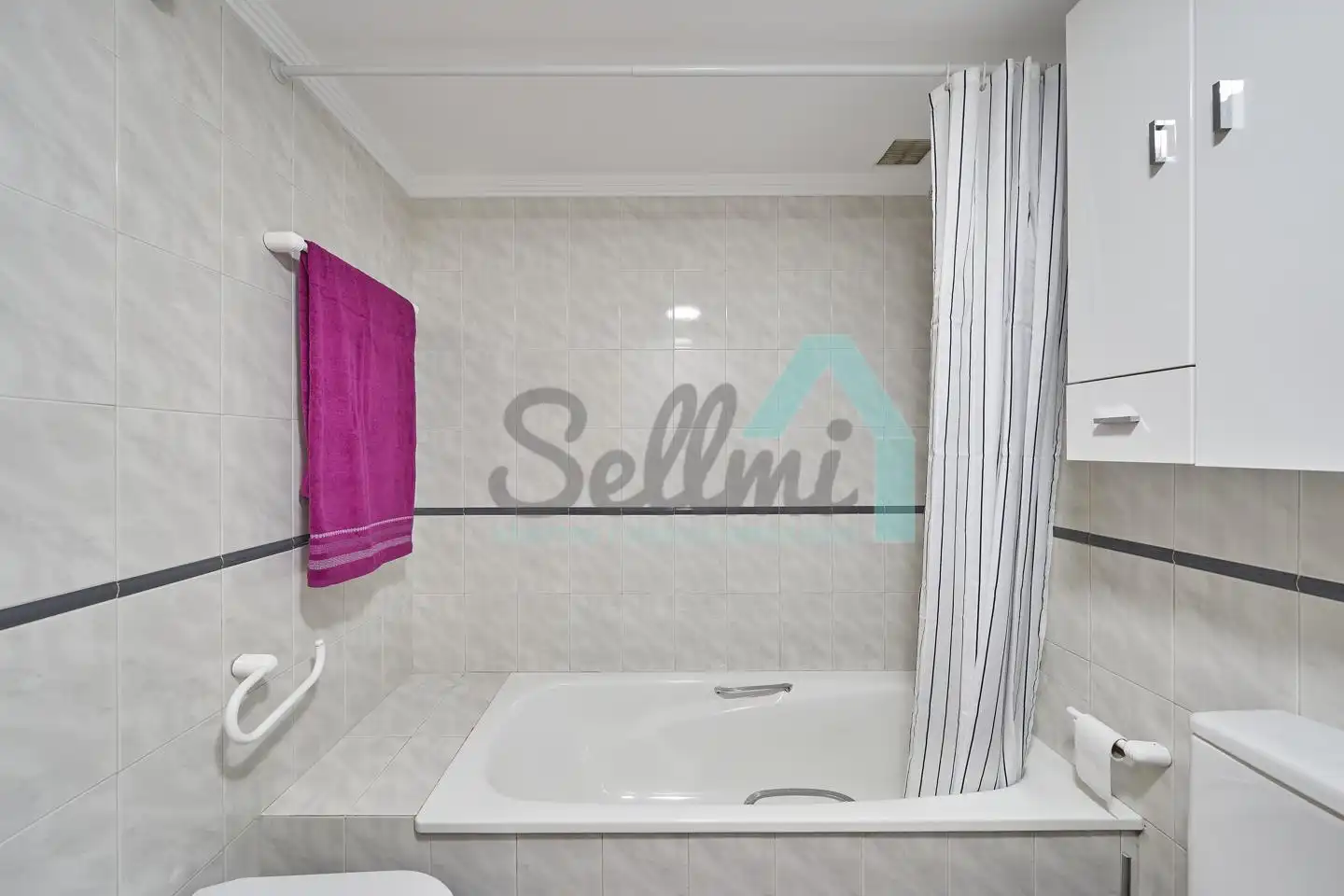 Flat with lift to rent in Calle Cardenal Cienfuegos, imagen 37