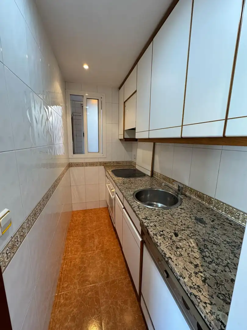 Kitchen of Flat for sale in Barcelona  with Parquet flooring