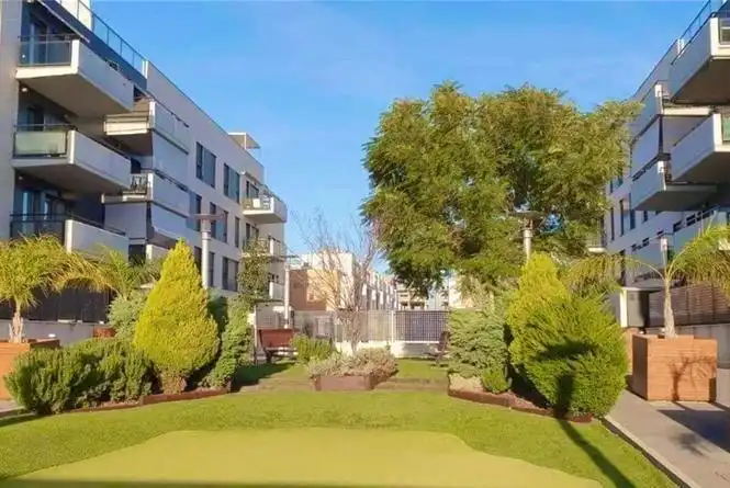 Planta baja de alquiler en Núcleo Urbano