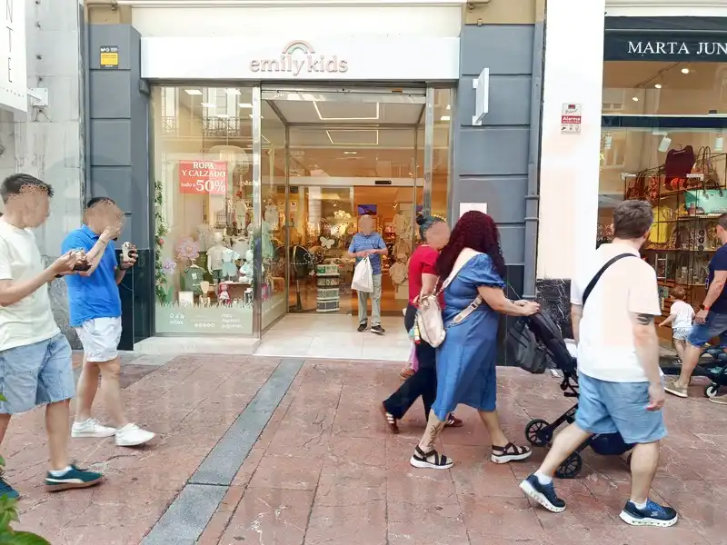 Local comercial en traspàs a Calle Milicias Nacionales 3, imagen 17