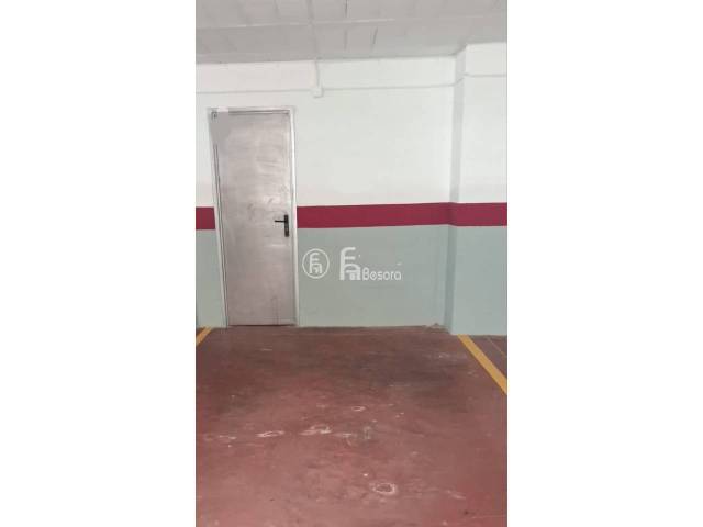 Trastero en Alquiler en Calle Alfons II en Cappont