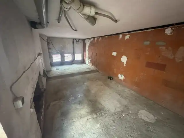 Local en venta en Calella con Terraza y Alarma