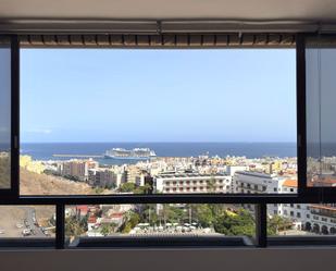 Vista exterior de Pis de lloguer en  Santa Cruz de Tenerife Capital amb Terrassa