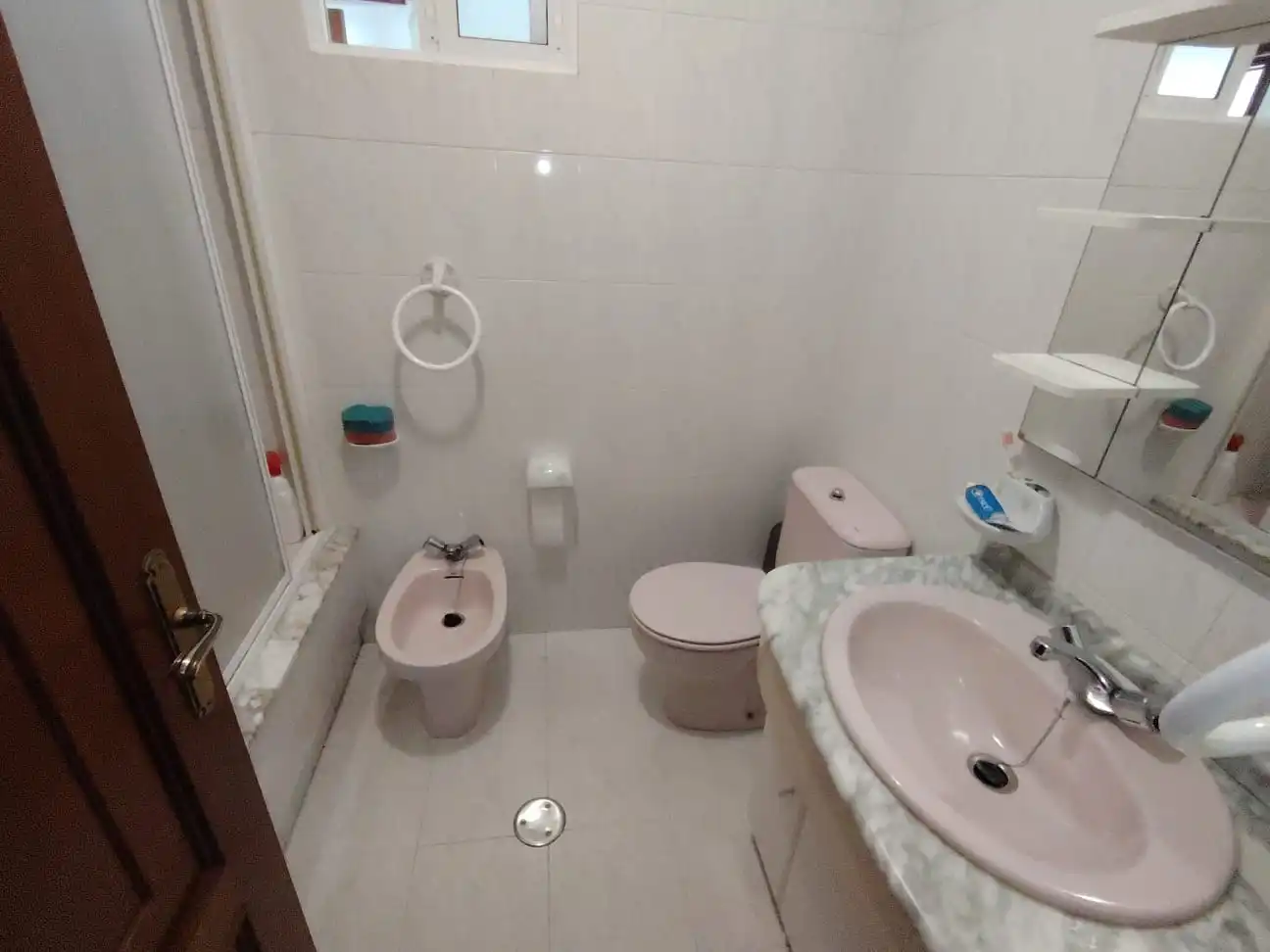 Baño de Casa o chalet de alquiler en Oleiros con Calefacción, Jardín privado y Parquet