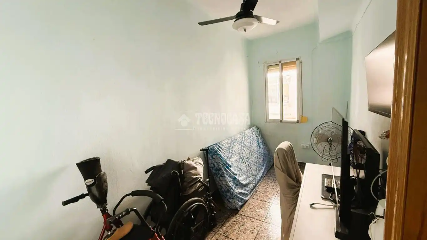 Habitación de Piso en venta en Valencia con Aire acondicionado y Balcón