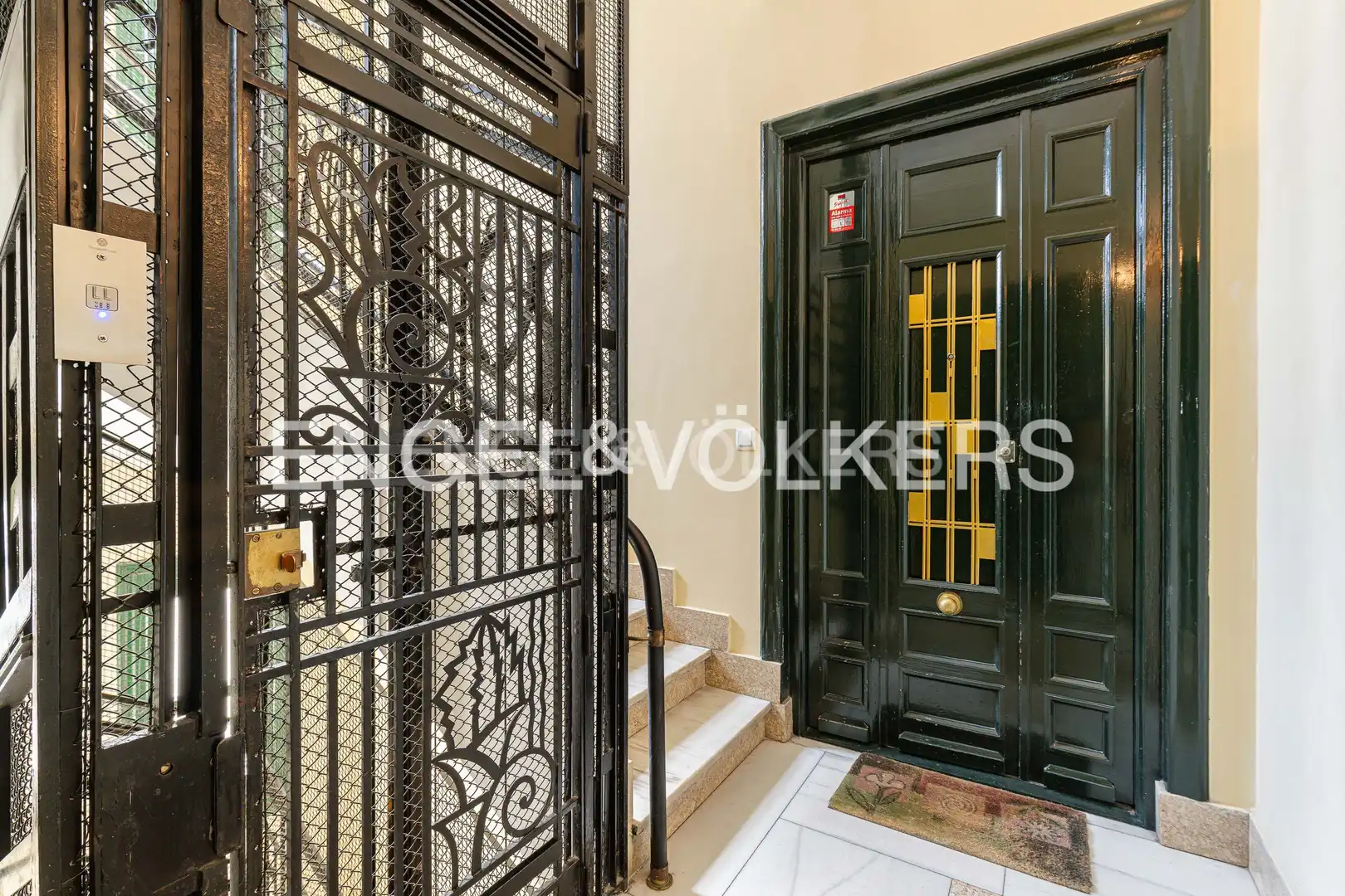 Ático en venta en Madrid con Aire acondicionado, Calefacción y Terraza