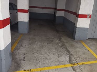 Plaza de garaje doble en venta en Salvador Pau 1