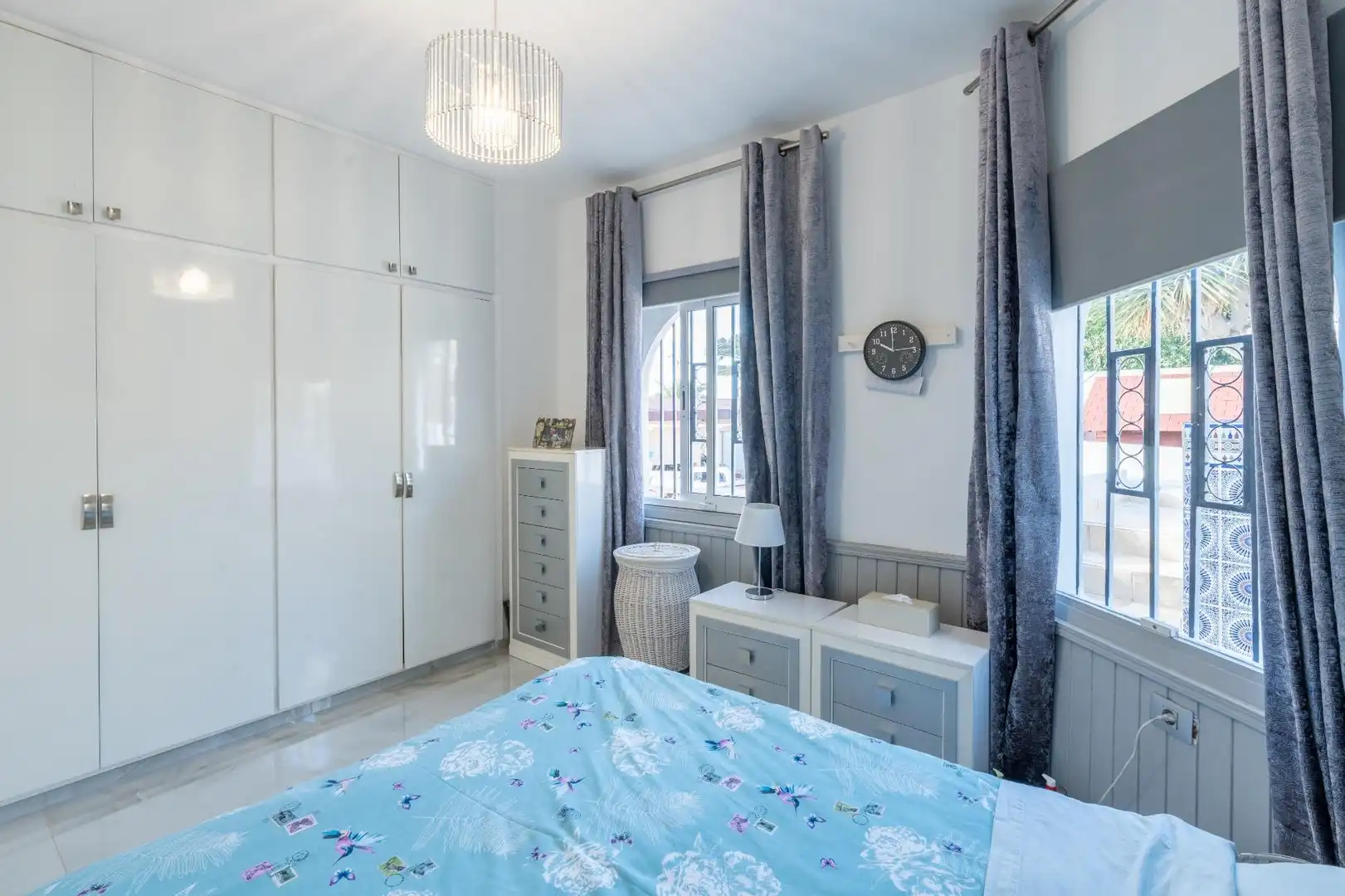 Dormitori de Casa o xalet en venda en Granadilla de Abona amb Jardí privat, Terrassa i Piscina