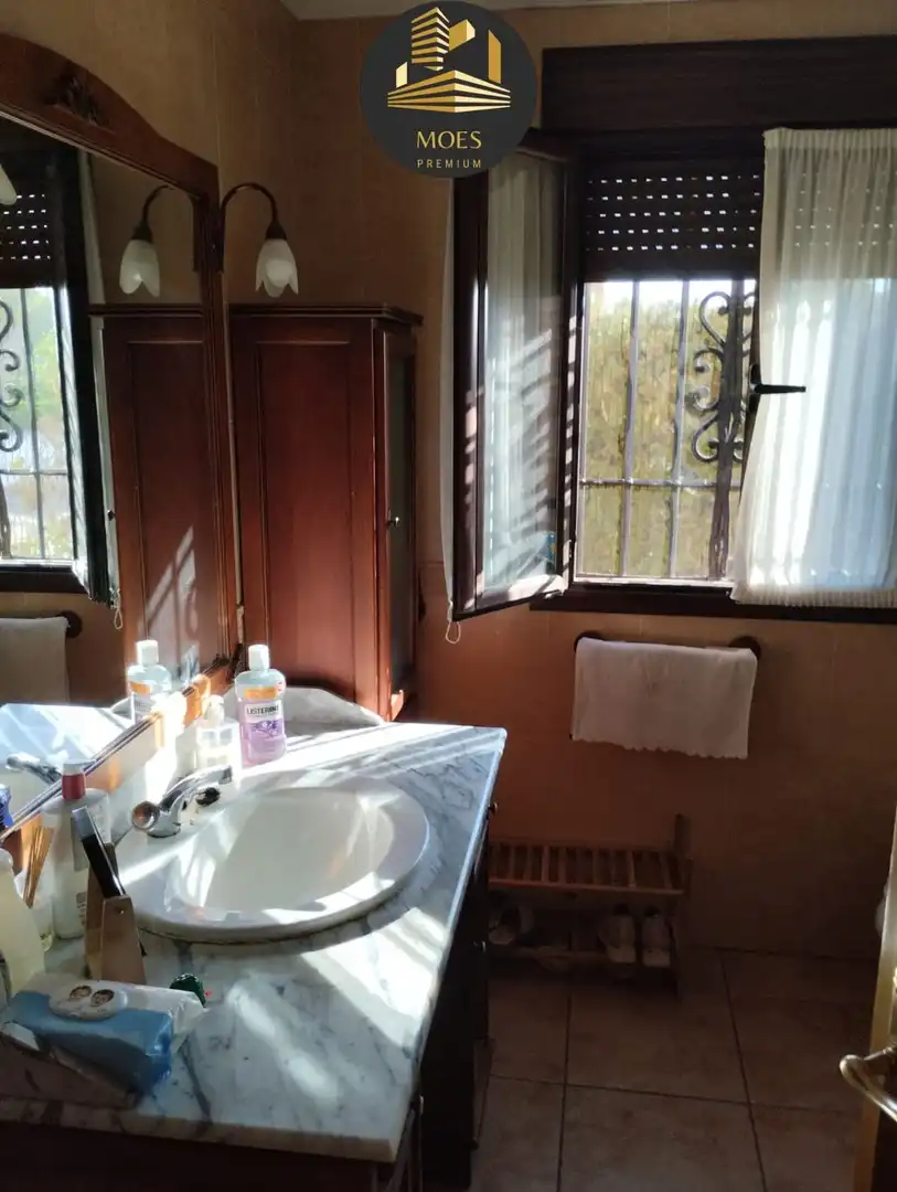 Bathroom of Houses for sale in Linares  with Air Conditioner, Heating and Terrace