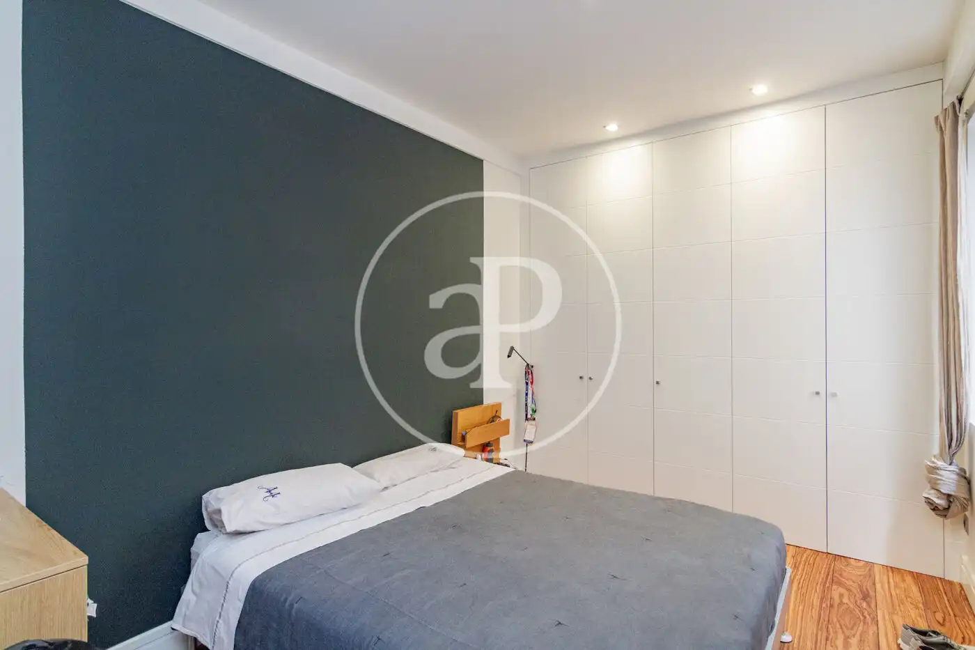 Schlafzimmer von Wohnung zum Verkauf in Madrid mit Klimaanlage, Heizung und Balkon