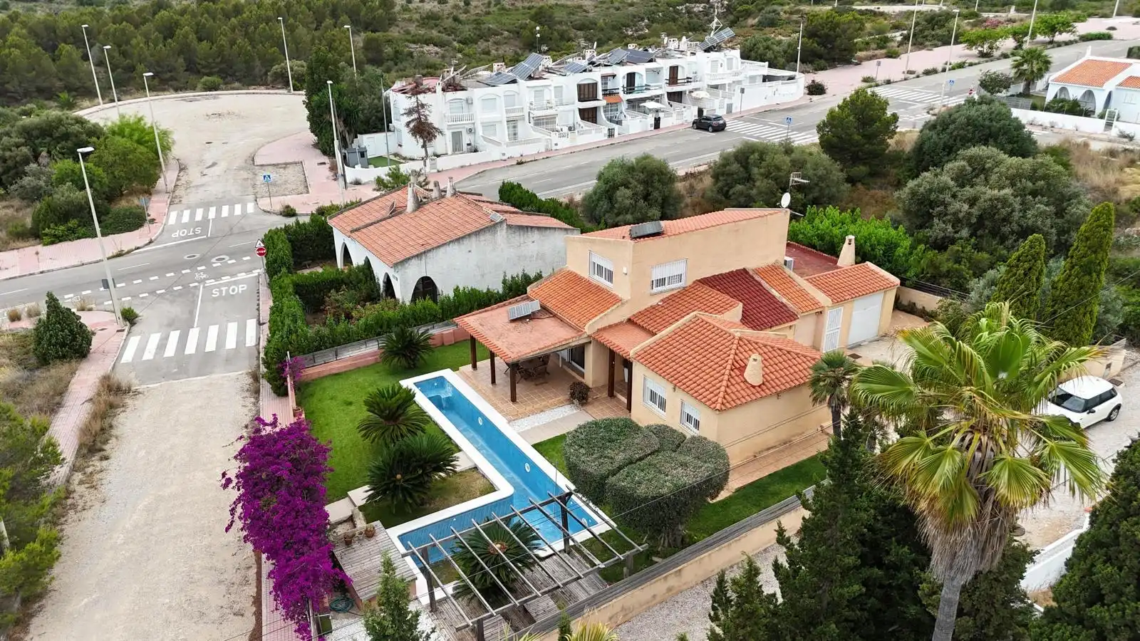 Vista exterior de Casa o xalet en venda en Peñíscola / Peníscola amb Aire condicionat, Calefacció i Jardí privat