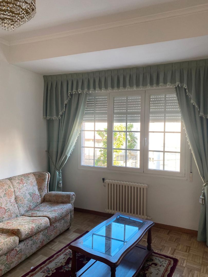 Pis de lloguer a Rúa Zurbarán, 27, Couto