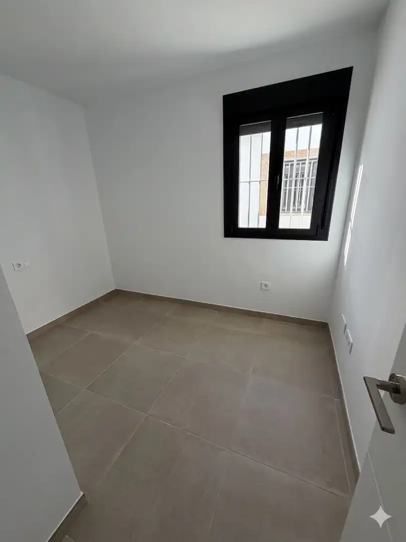 Terrassa de Pis en venda en San José del Valle amb Calefacció