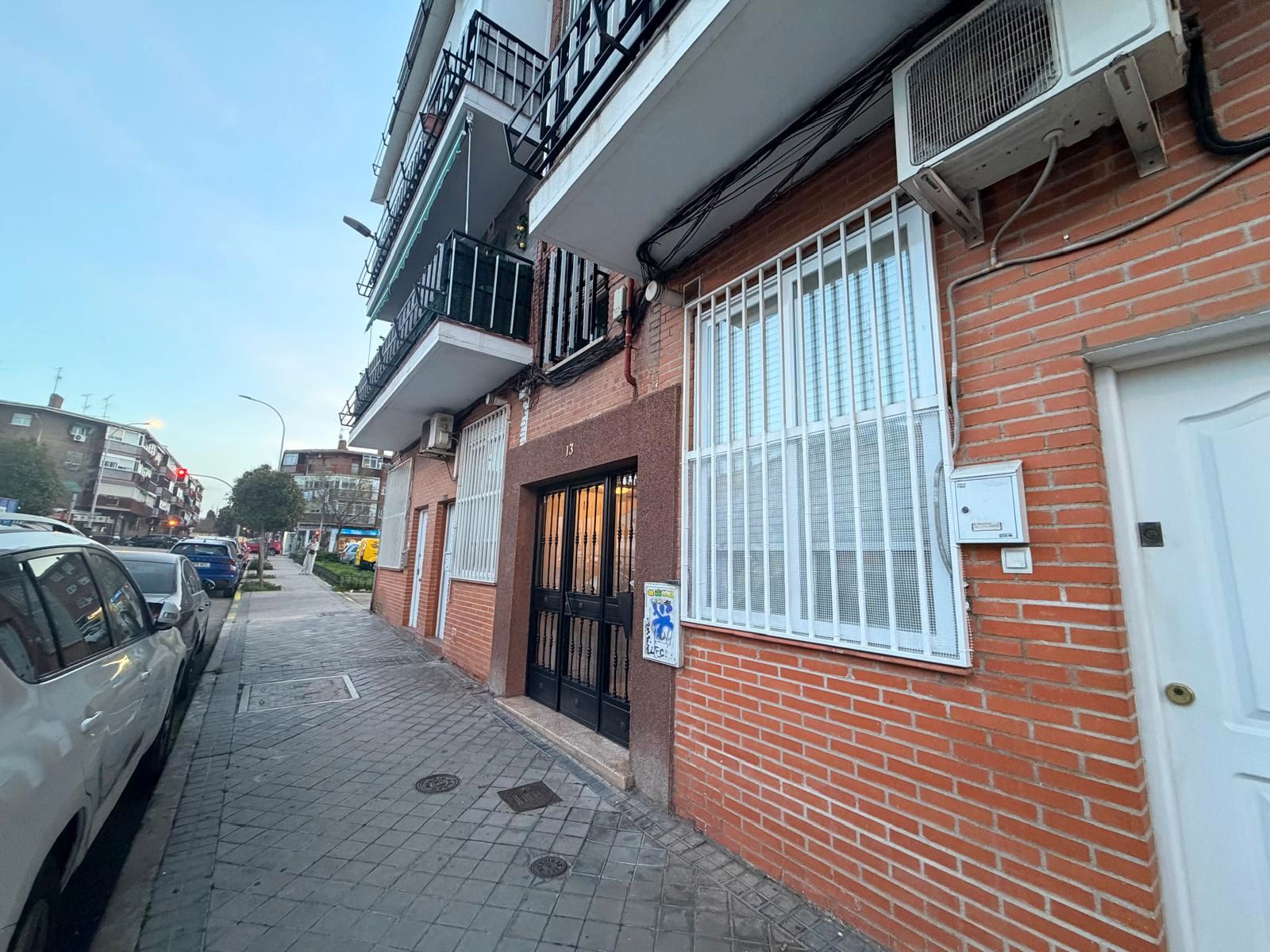 Exterior view of Flat for sale in  Madrid Capital  with Heating, Oven and Balcony