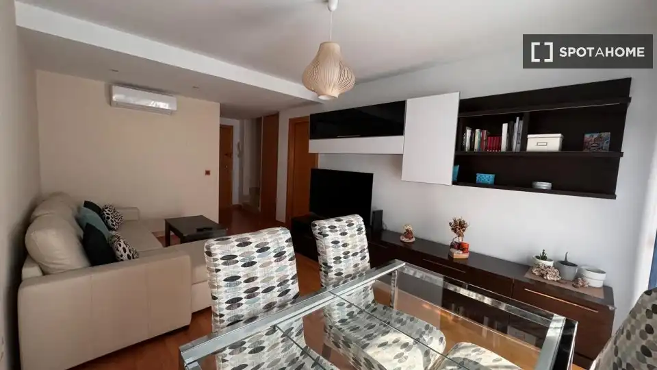 Habitació a Rosaleda - Juventud