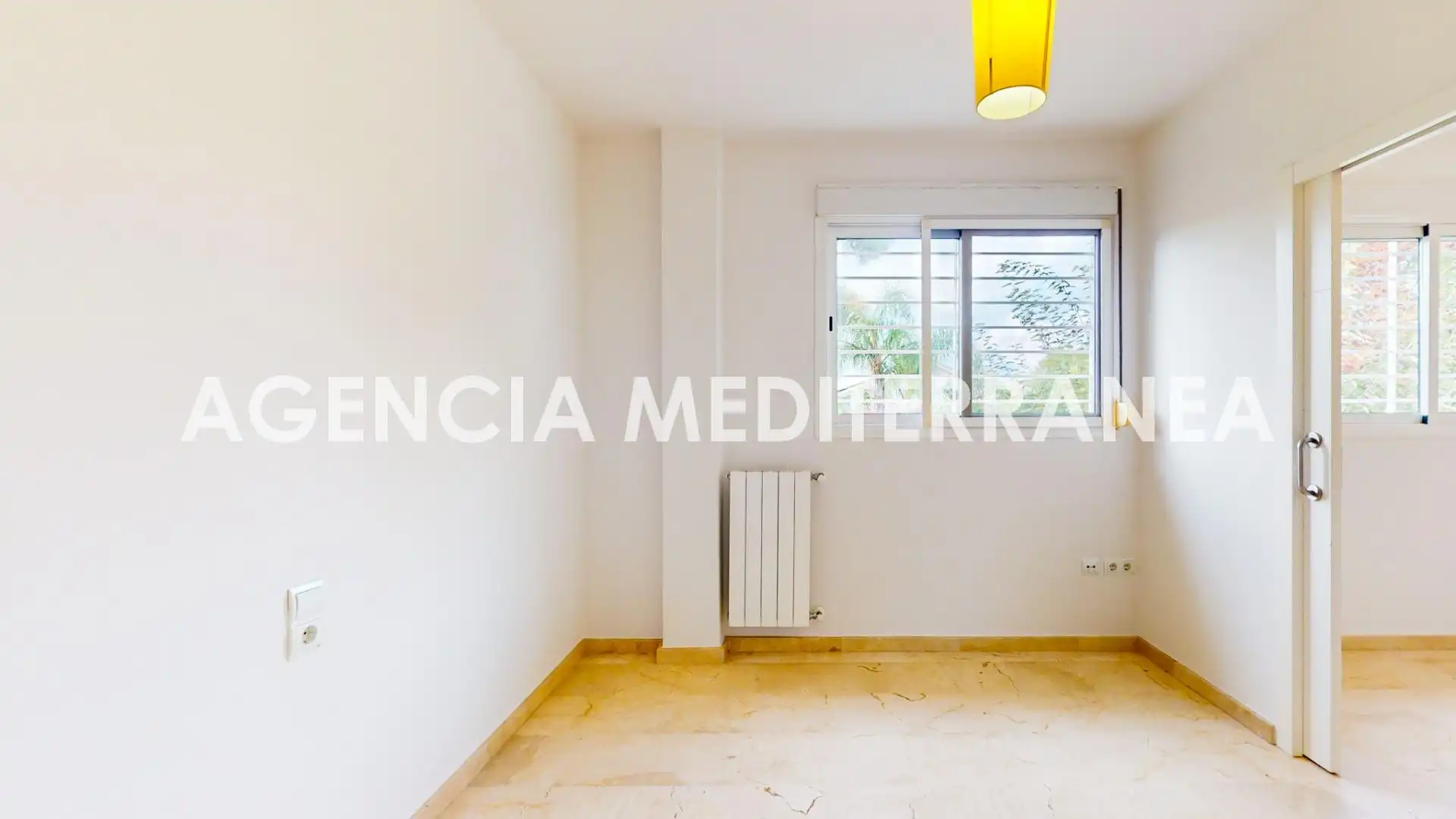 Casa adosada en venta en Calle PUIGCAMPANA, Casas Verdes