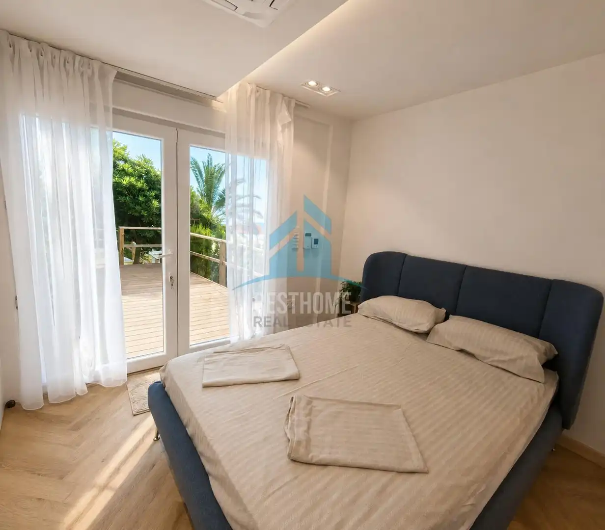 Bedroom of Houses for sale in Cullera  with Air Conditioner, Terrace and Jacuzzi
