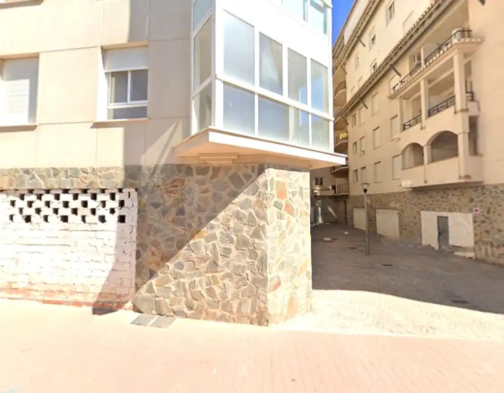 Vista exterior de Pis en venda en Cogollos de la Vega