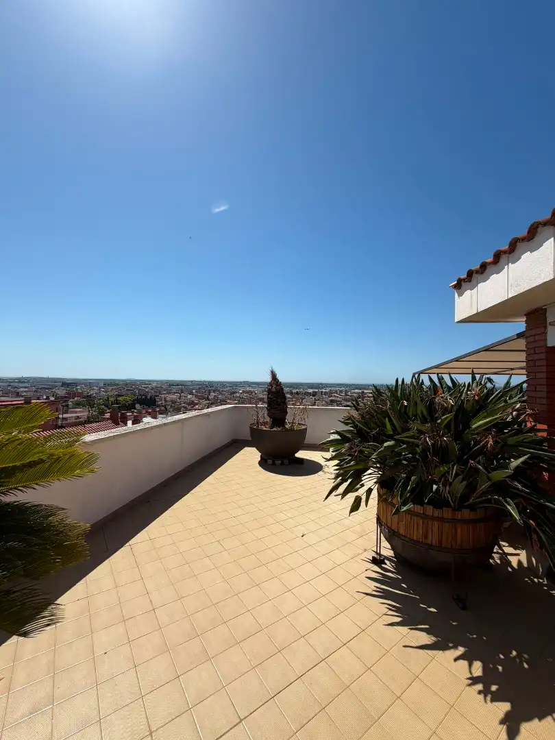 Terrasse von Dachboden zum Verkauf in Gavà mit Klimaanlage, Heizung und Terrasse