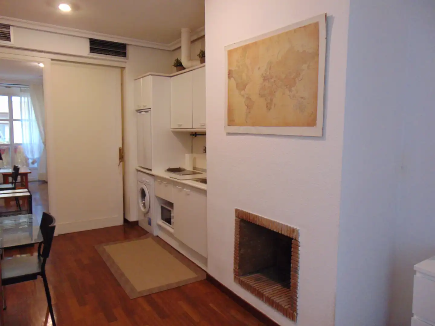Cuina de Apartament en venda en Madrid amb Aire condicionat, Moblat i Balcó