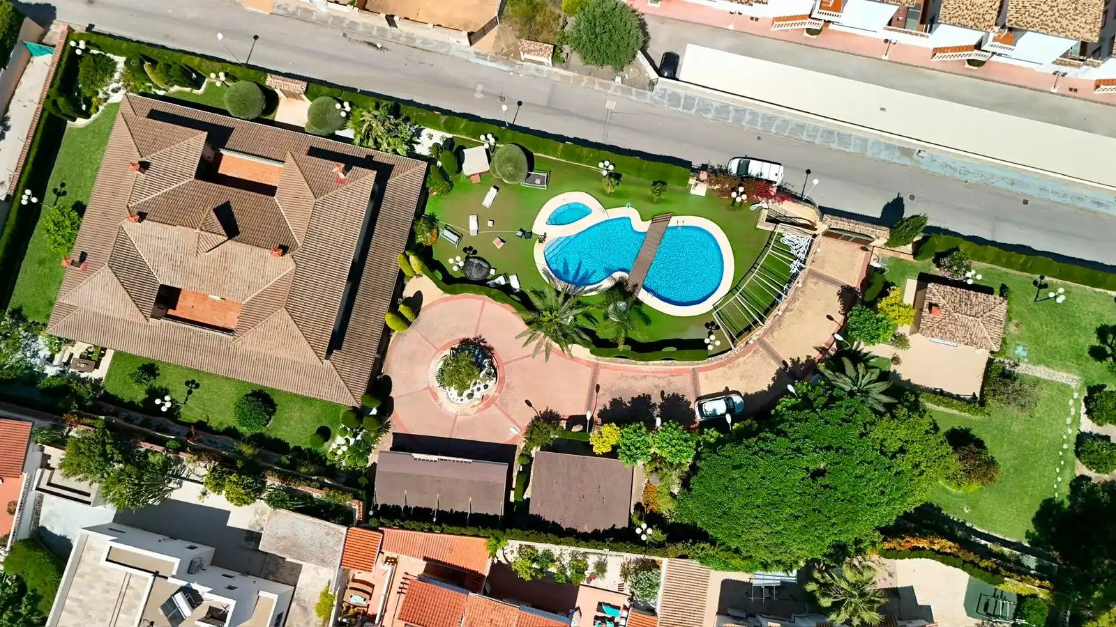 Chalet en venta en Marisol Park - Ortembach - Los Almendros, imagen 2