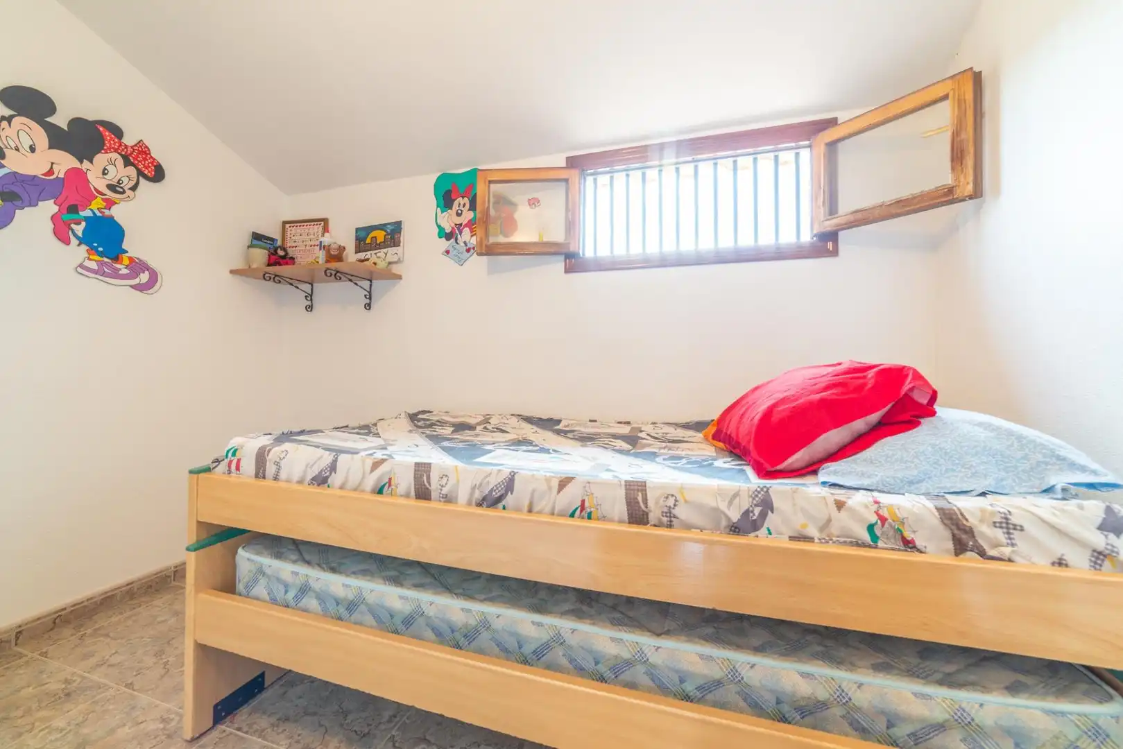Habitación de Dúplex en venta en Los Alcázares con Terraza, Amueblado y Alarma