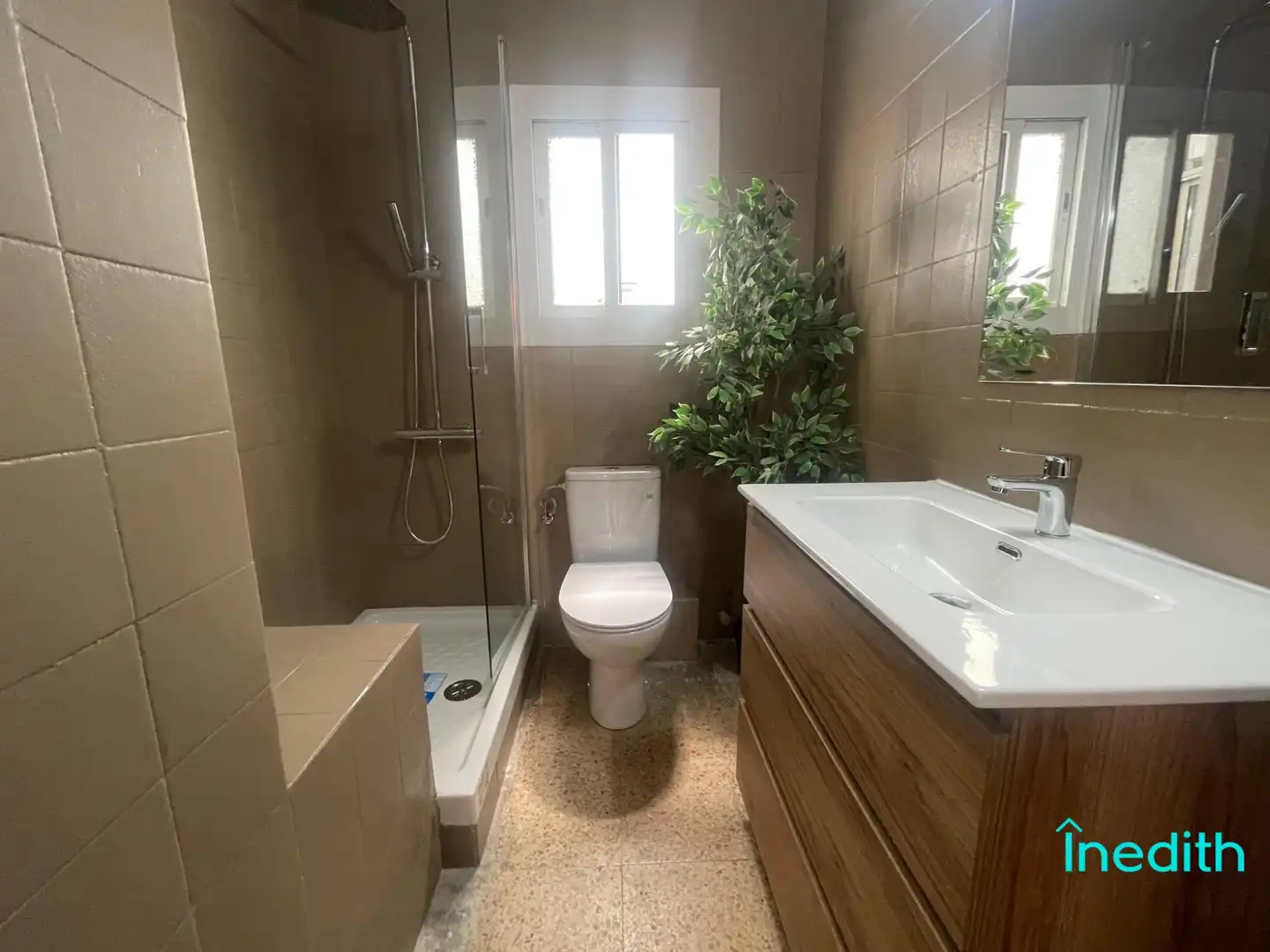 Baño de Piso en venta en El Prat de Llobregat con Calefacción, Parquet y Terraza